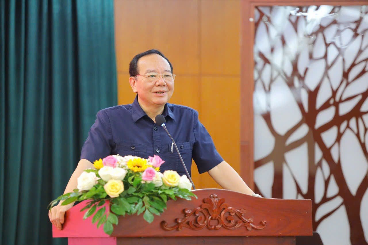 PGS.TS Nguyễn Văn Cường phát biểu tại hội thảo